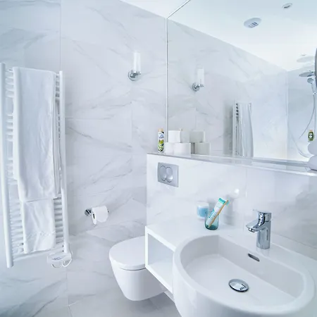 Finestate Coliving Champs-elysées Aparthotel 4*