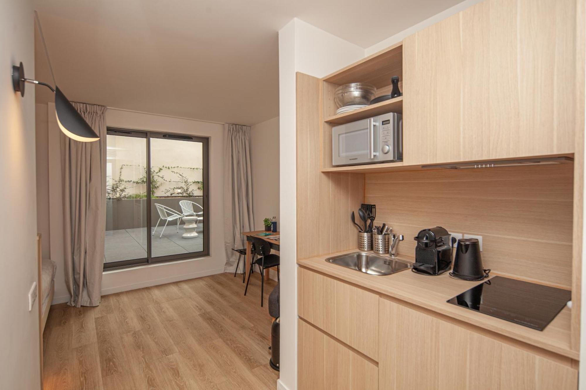 Aparthotel Finestate Coliving Champs-elysées 4*